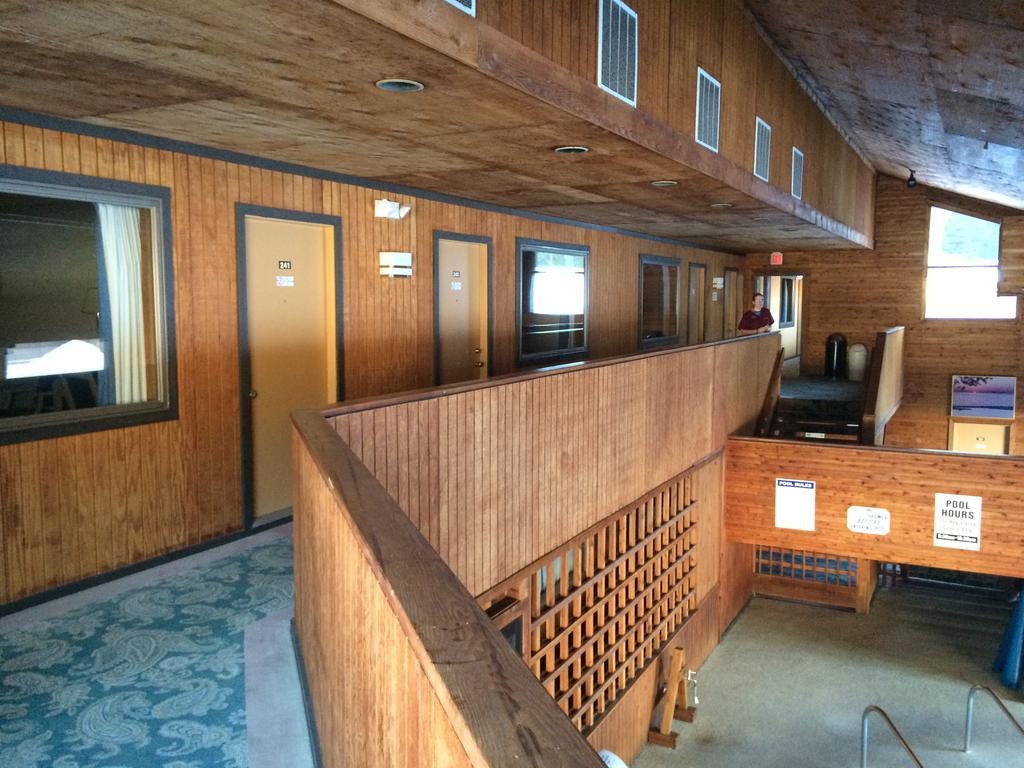Cedar Motor Inn Marquette Zewnętrze zdjęcie