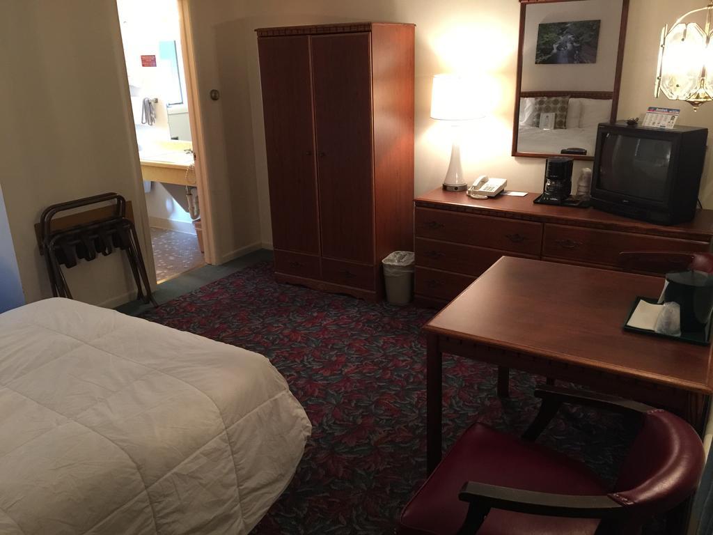 Cedar Motor Inn Marquette Pokój zdjęcie