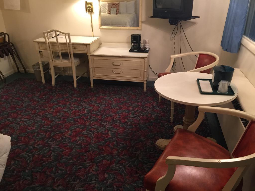 Cedar Motor Inn Marquette Pokój zdjęcie