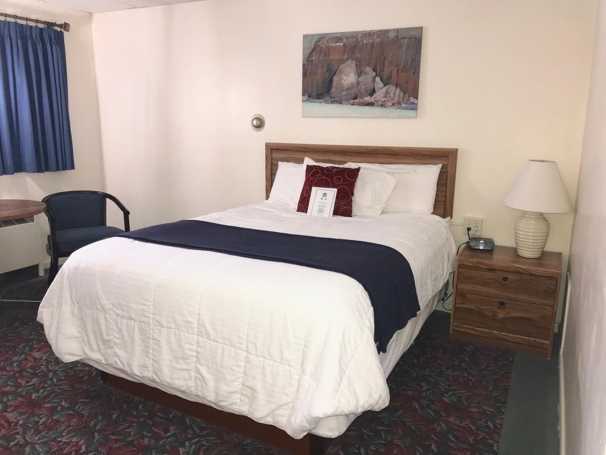 Cedar Motor Inn Marquette Zewnętrze zdjęcie