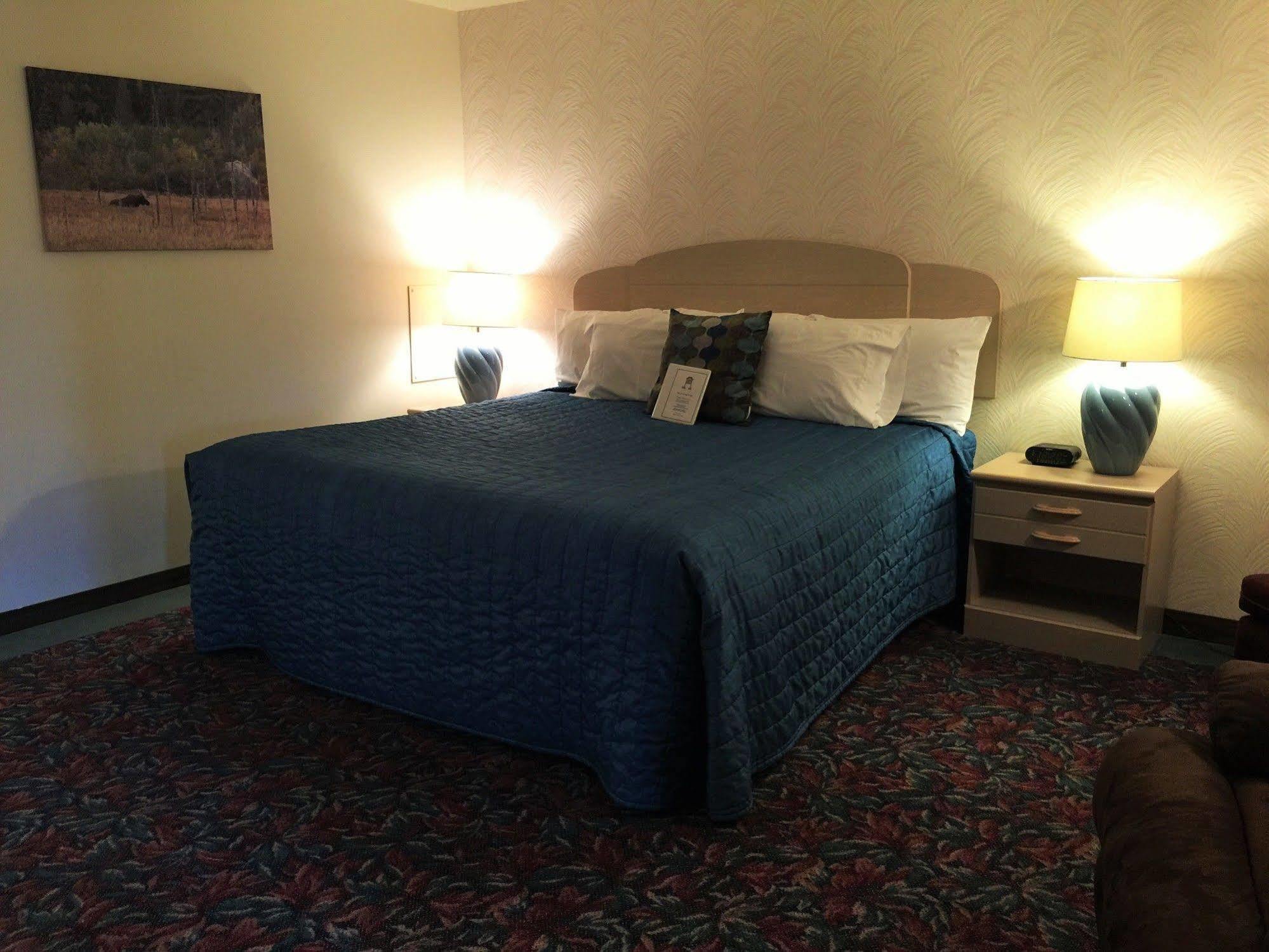 Cedar Motor Inn Marquette Zewnętrze zdjęcie