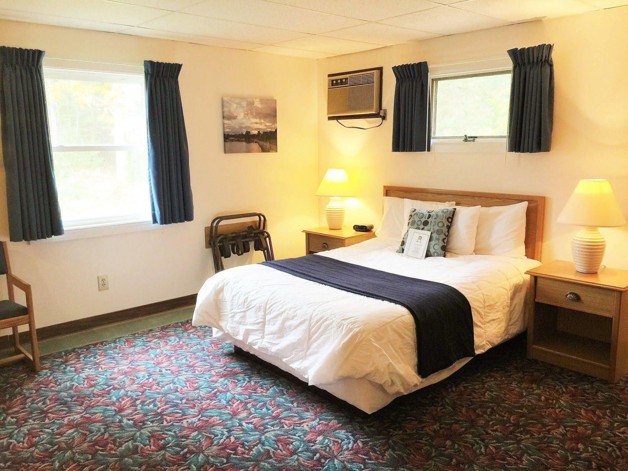 Cedar Motor Inn Marquette Zewnętrze zdjęcie