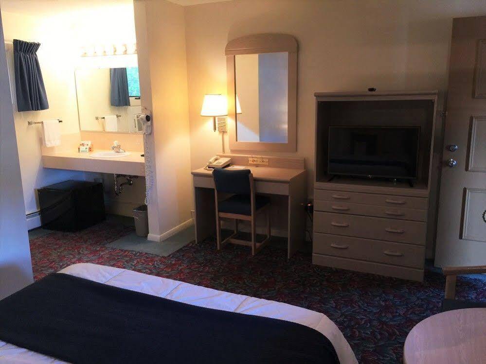 Cedar Motor Inn Marquette Zewnętrze zdjęcie